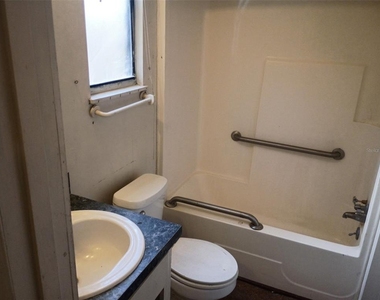1223 E Parker Street - Photo Thumbnail 6
