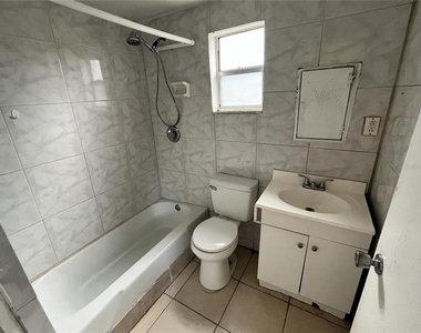 124 Daytona Avenue - Photo Thumbnail 5