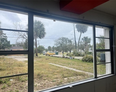 124 Daytona Avenue - Photo Thumbnail 8