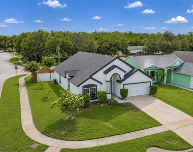 2039 Shannon Lakes Boulevard - Photo Thumbnail 28