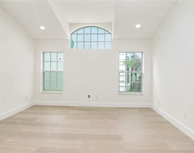 2039 Shannon Lakes Boulevard - Photo Thumbnail 17