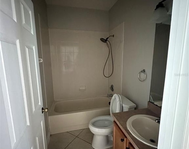 9097 Venezia Plantation Drive - Photo Thumbnail 10
