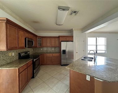 9097 Venezia Plantation Drive - Photo Thumbnail 5