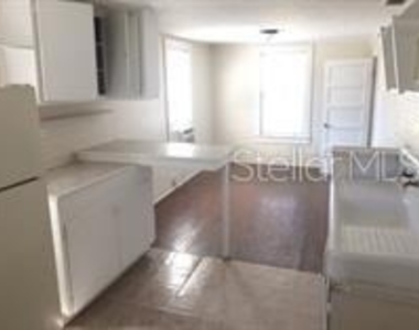 114 N Chester Street - Photo Thumbnail 2