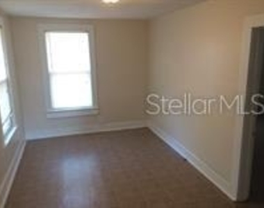 114 N Chester Street - Photo Thumbnail 5