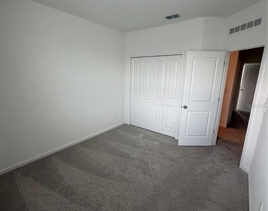 6077 Zen Way - Photo Thumbnail 35