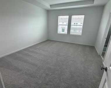 6077 Zen Way - Photo Thumbnail 21