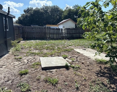 10529 3rd Avenue - Photo Thumbnail 13