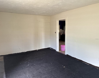 10529 3rd Avenue - Photo Thumbnail 6