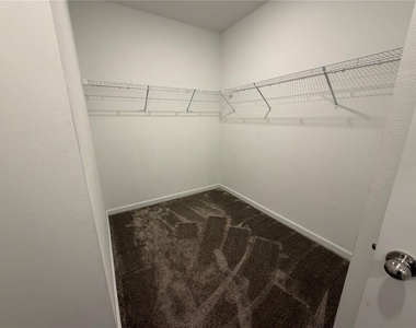 2331 Burney Falls Lane - Photo Thumbnail 17