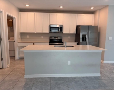 2331 Burney Falls Lane - Photo Thumbnail 10