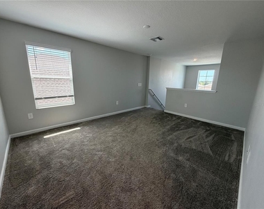 2331 Burney Falls Lane - Photo Thumbnail 28