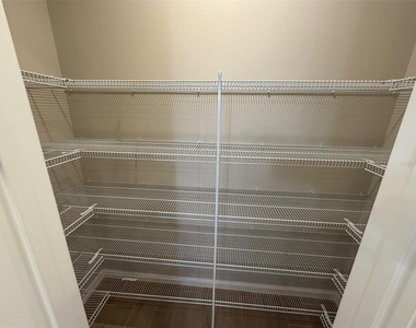 10073 Spring Lake Drive - Photo Thumbnail 6