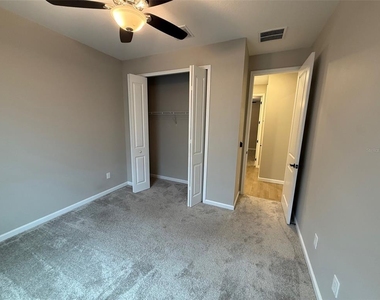 10073 Spring Lake Drive - Photo Thumbnail 15