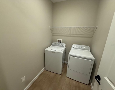 10073 Spring Lake Drive - Photo Thumbnail 24
