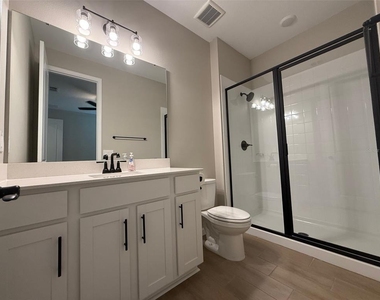 10073 Spring Lake Drive - Photo Thumbnail 22