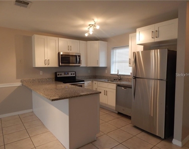 307 Sherborne Lane - Photo Thumbnail 15