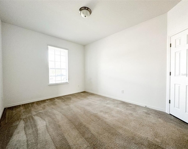 1450 Juniper Hammock Street - Photo Thumbnail 18