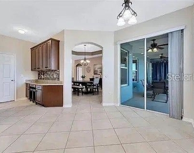 589 Blue Cypress Drive - Photo Thumbnail 5