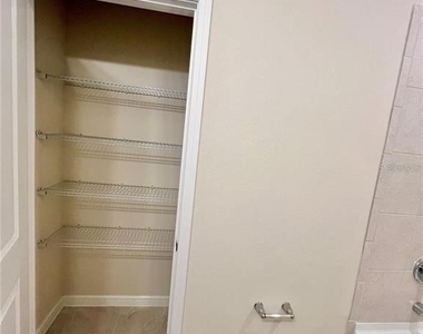 1297 Regal King Drive - Photo Thumbnail 29