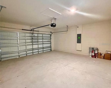 1297 Regal King Drive - Photo Thumbnail 30