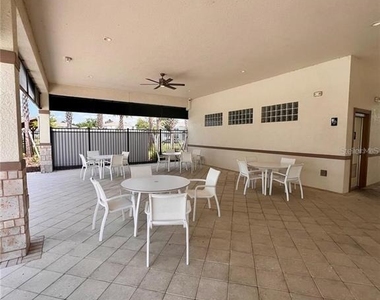 1297 Regal King Drive - Photo Thumbnail 32