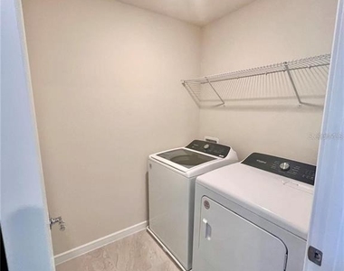 1297 Regal King Drive - Photo Thumbnail 25