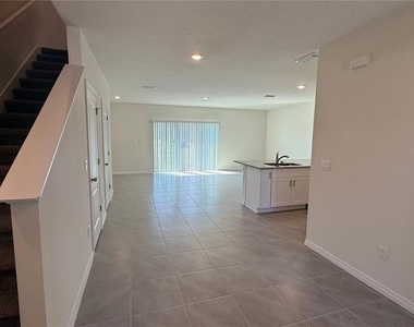 2114 Gentle Rain Drive - Photo Thumbnail 8