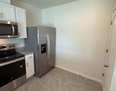 2114 Gentle Rain Drive - Photo Thumbnail 10