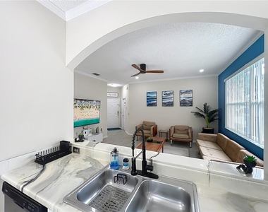 15728 Green Cove Boulevard - Photo Thumbnail 11