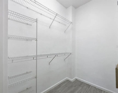 6434 Cava Alta Drive - Photo Thumbnail 23