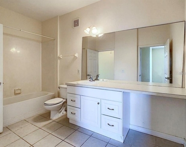 6434 Cava Alta Drive - Photo Thumbnail 28