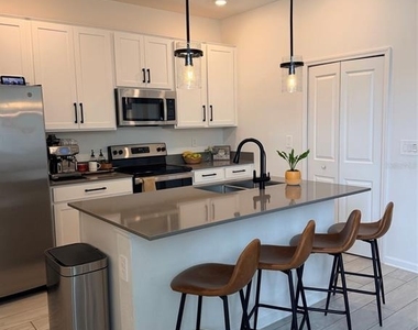 15767 Water Spring Boulevard - Photo Thumbnail 7