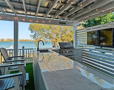 5671 Old Berkley Road - Photo Thumbnail 36