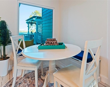 5671 Old Berkley Road - Photo Thumbnail 15