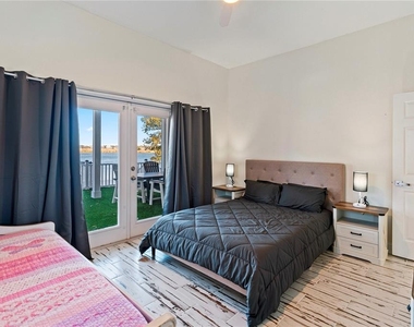 5671 Old Berkley Road - Photo Thumbnail 24