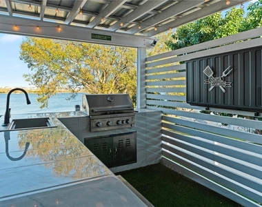 5671 Old Berkley Road - Photo Thumbnail 46