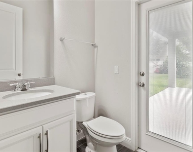 8764 Powder Ridge Trail - Photo Thumbnail 25