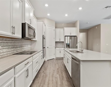 8764 Powder Ridge Trail - Photo Thumbnail 11