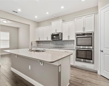 8764 Powder Ridge Trail - Photo Thumbnail 13