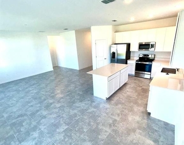 541 Hatteras Road - Photo Thumbnail 6