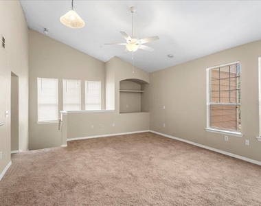 1101 Vintage Village Lane - Photo Thumbnail 4