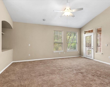 1101 Vintage Village Lane - Photo Thumbnail 7