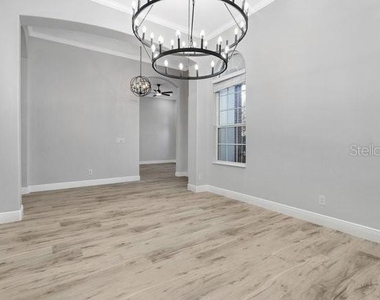 101 Galileo Way - Photo Thumbnail 6
