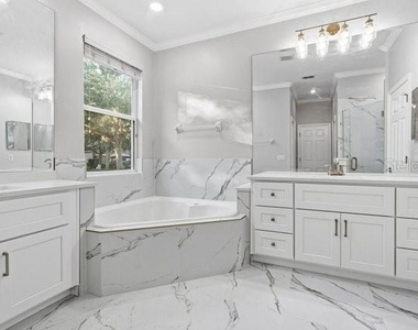 101 Galileo Way - Photo Thumbnail 31