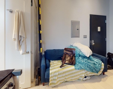 358 West 51st Street #EC - Photo Thumbnail 2