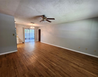 4711 Nw 27 Terrace - Photo Thumbnail 11