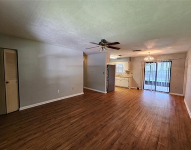 4711 Nw 27 Terrace - Photo Thumbnail 12