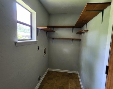 4711 Nw 27 Terrace - Photo Thumbnail 2