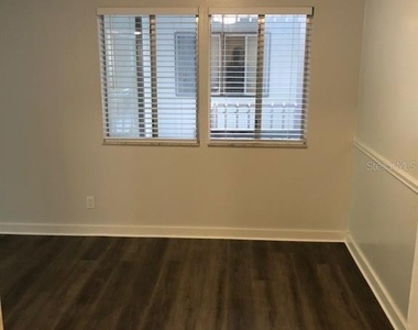 6519 W Newberry Road - Photo Thumbnail 5